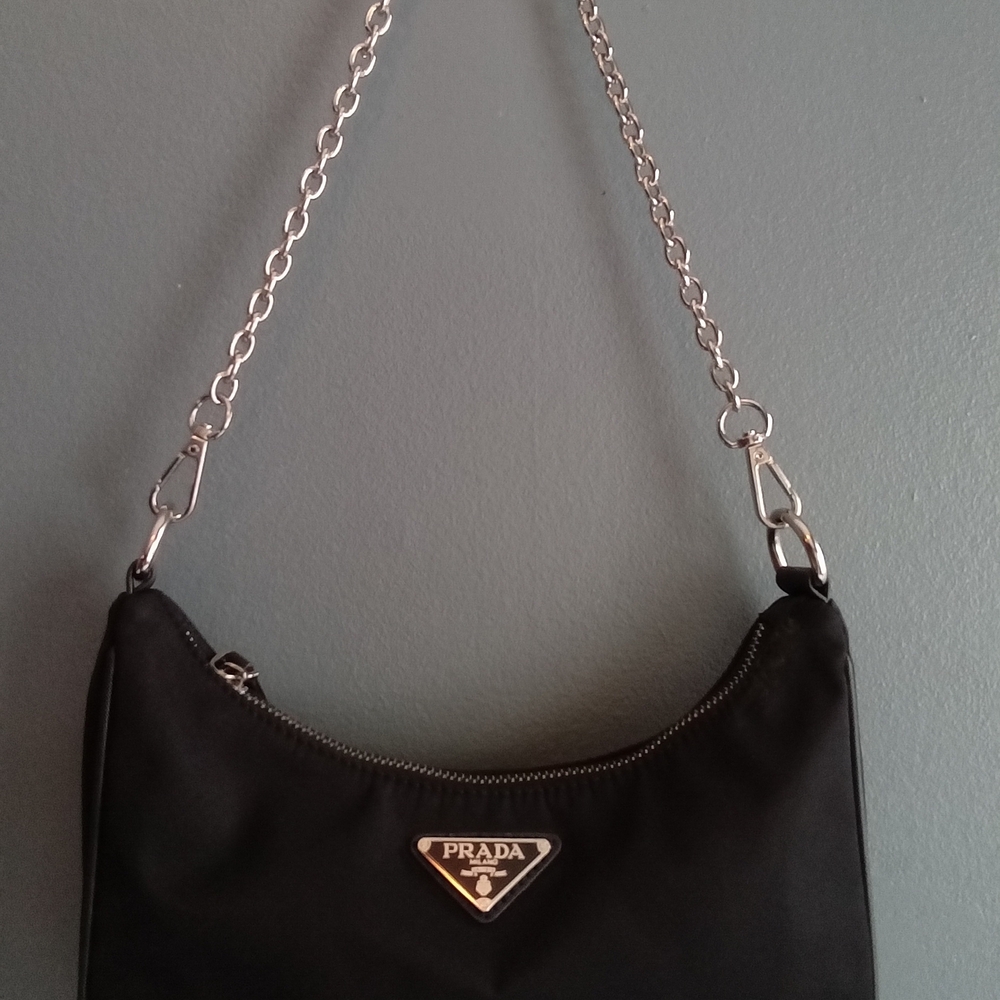 Prada Re Edition‎ 2000 Nylon Mini Shoulder Bag Black Silver Chain - Picture 4 of 8